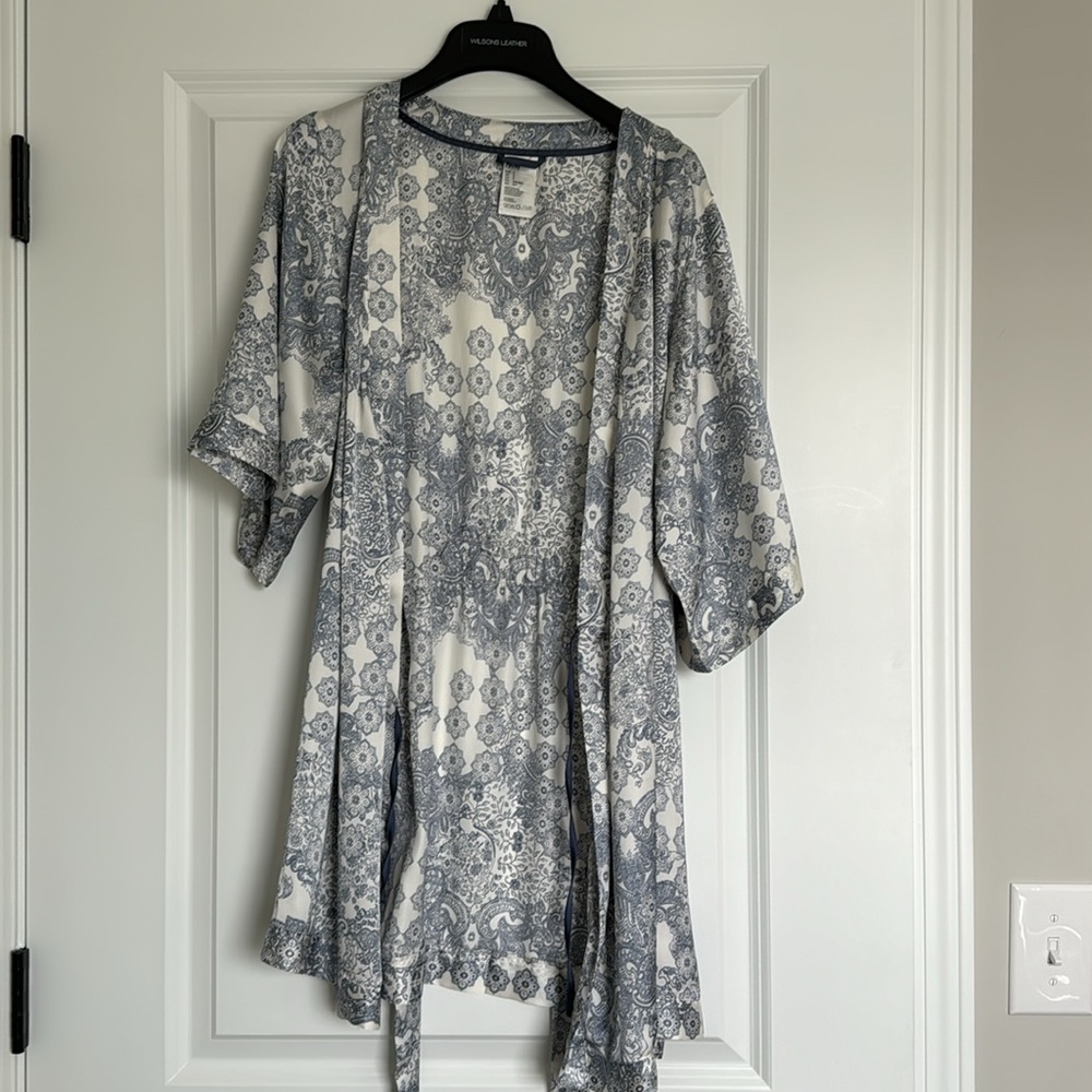 H&M Off-White Robe / Kimono - Picture 4 of 7